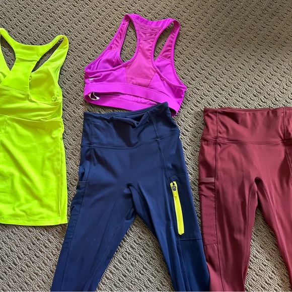 Fabletics Activewear 2 Sports Bras and Two Leggings size XXS and XS. - Picture 3 of 4